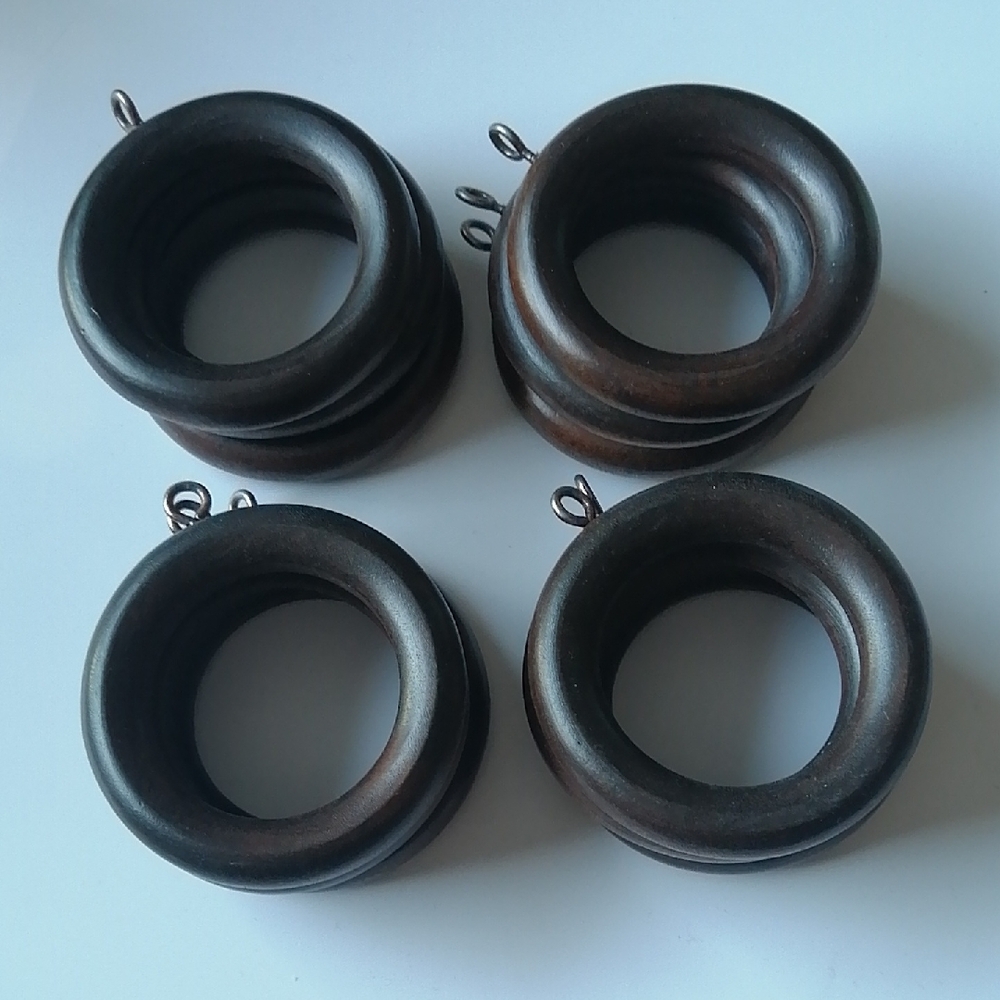 Vintage Round Solid Wood Drapery Curtain Rings With Silvertone Hooks (Lot of 12)